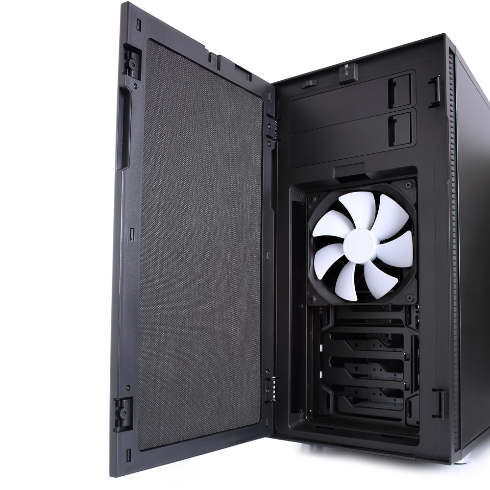 Configure a PC with Fractal Design Define R5 Titanium w/ Window