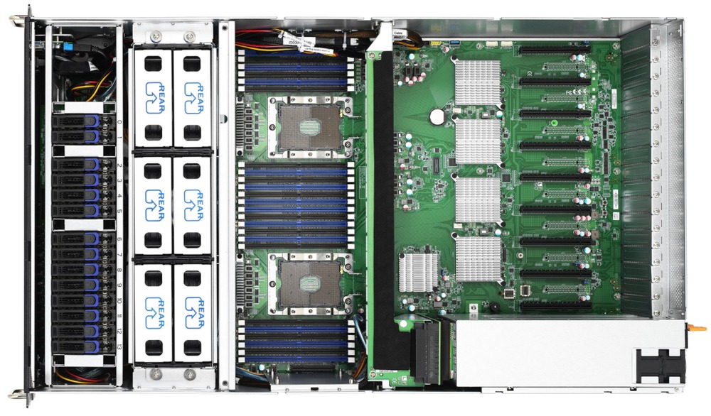 Configure a PC with Tyan Thunder HX FT77D-B7109 8 GPU 4U Server