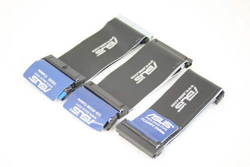 Asus IDE and Floppy Ribbon Cables Main Picture